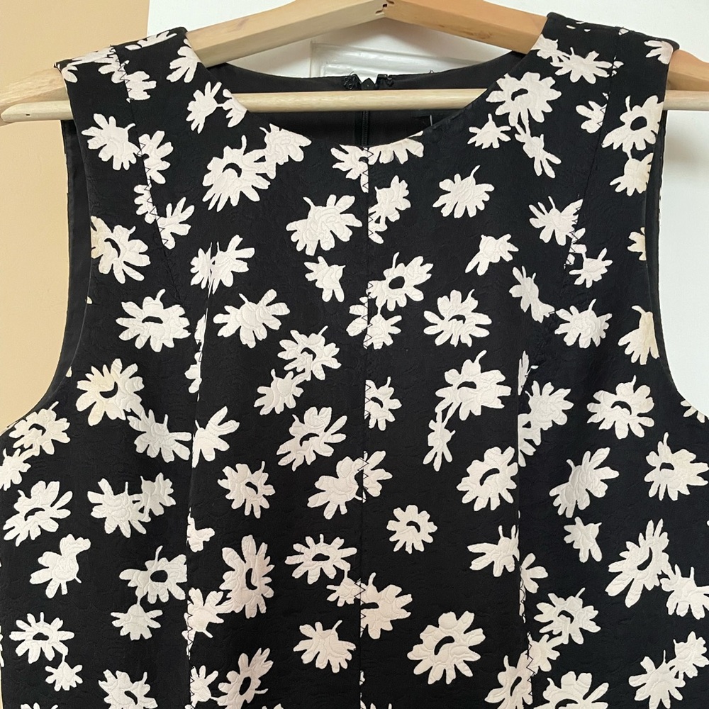 Ann Taylor dress, size 8, black w white embroidered flowers, knee-length